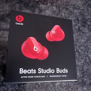 Beats by Dre Studio Buds - Red